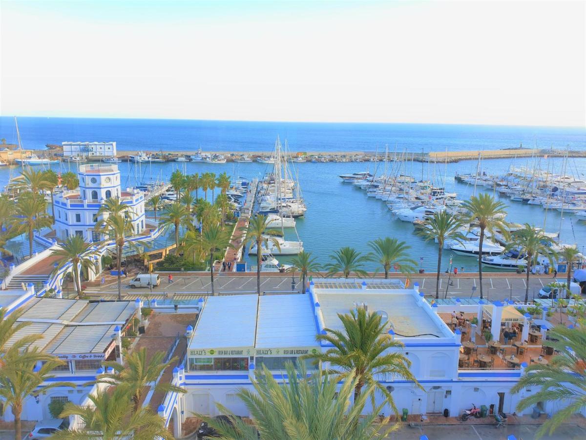 Fabulous Apartment In Front Of Sea & Marina With Incredible Views Estepona Esterno foto